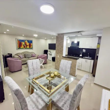 Elegant Furnished In Apartment Cartagena